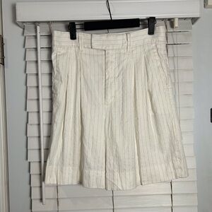 Banana Republic White Pinstripe Pleated Bermuda Shorts Linen Cotton Blend Luxury